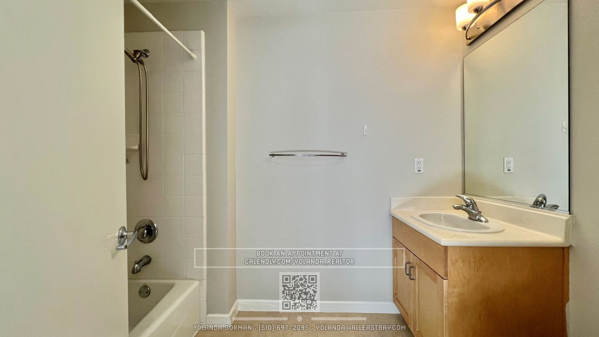 303 Liquid Sugar Drive, photo 29