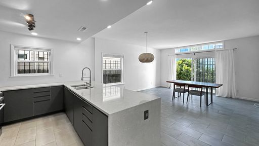 1717 Chase Street, Oakland, CA 94607