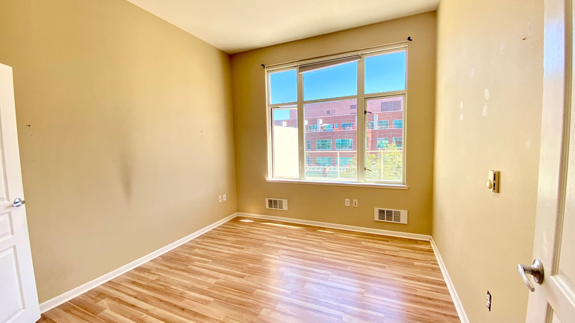 5855 Horton Street #601, photo 15
