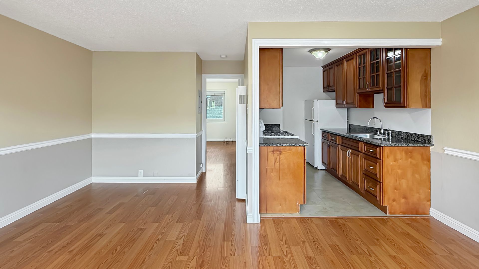 1816 Fairview Street #6, photo 3