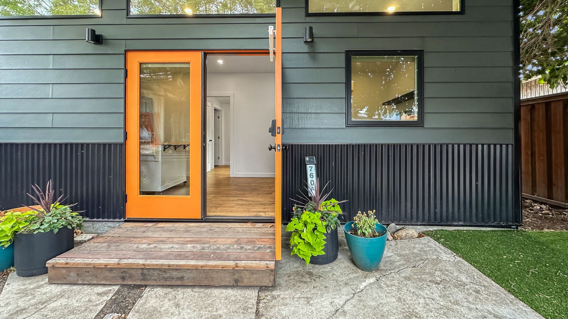 Richmond Apartment: 760 22nd Street