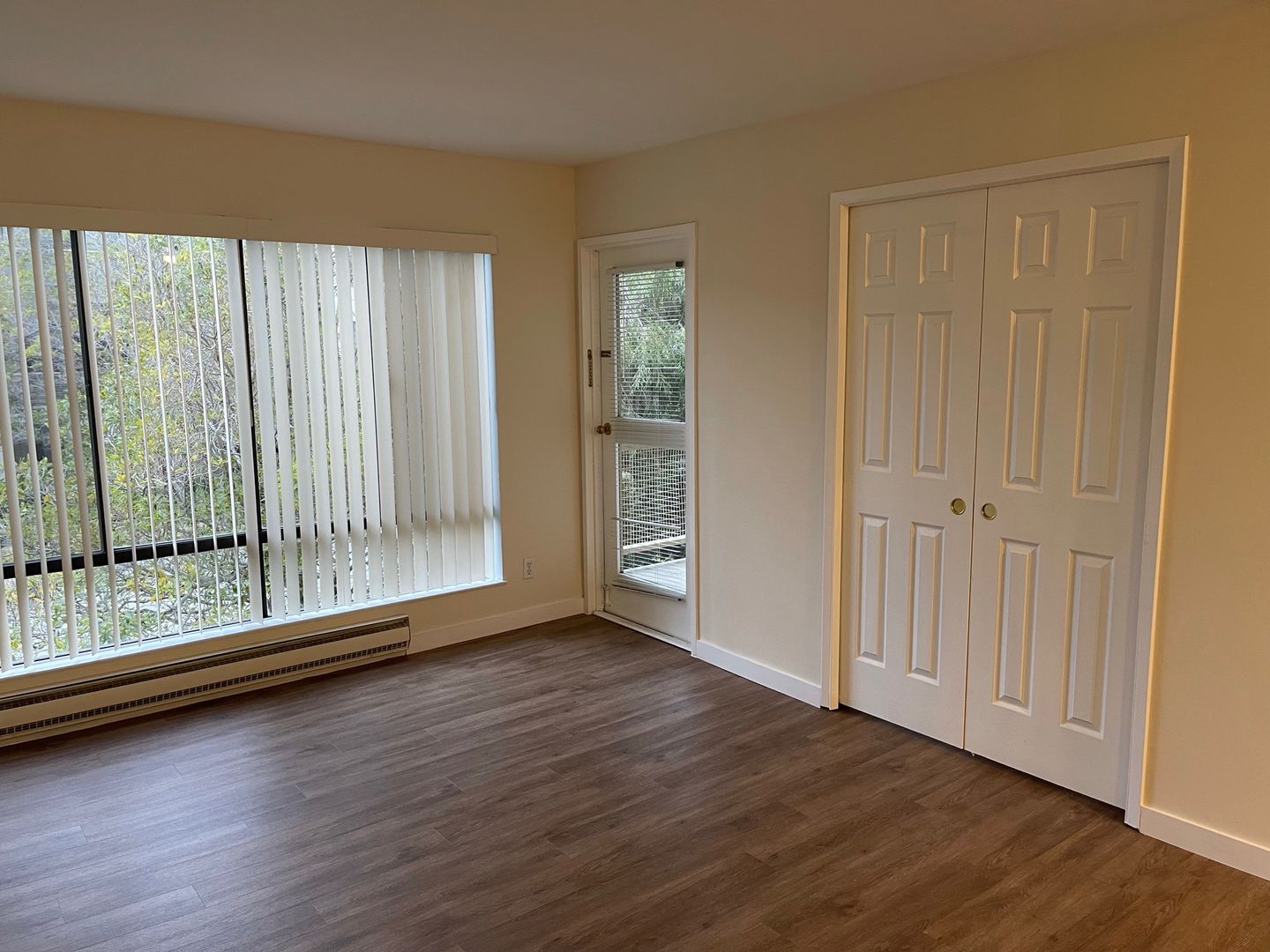 5 Commodore Drive #B303, Emeryville