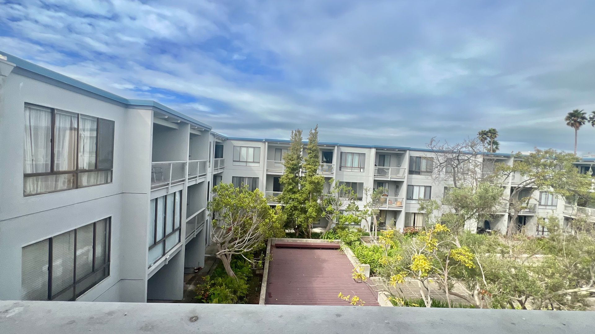 Emeryville Condo: 2 Anchor Drive, Apt F486