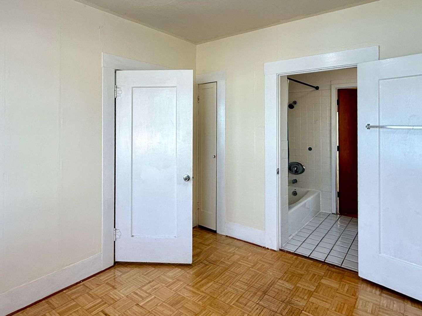 5913 Vallejo Street, photo 22