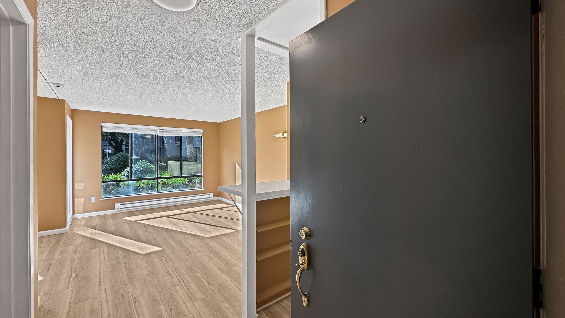 Emeryville Condo: 5 Admiral Drive, Apt 212