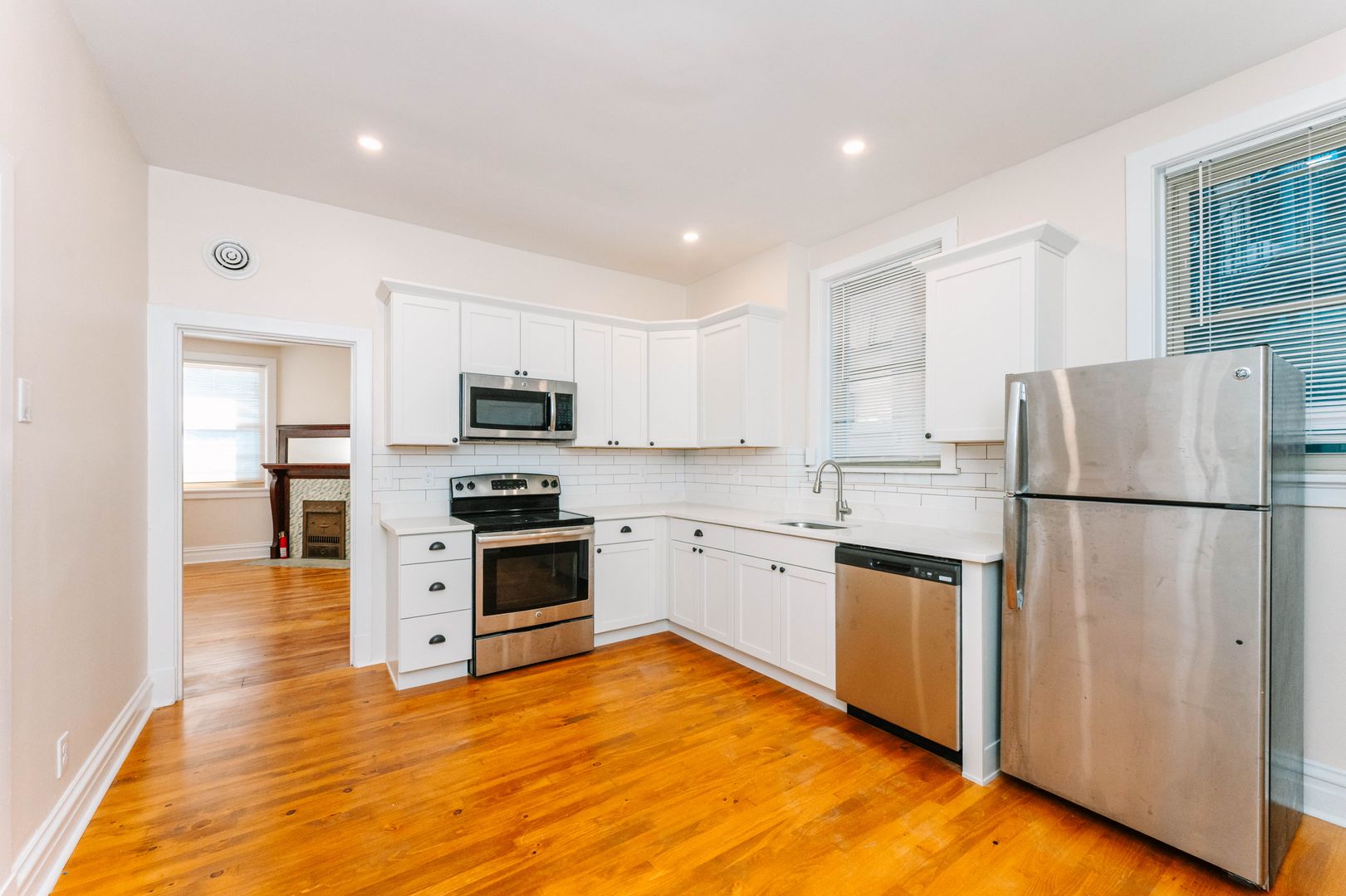 Pittsburgh Apartment: 911 Galveston Avenue