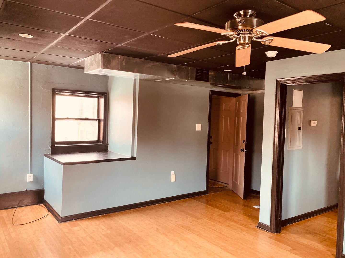 Pittsburgh Apartment: 922 Western Avenue