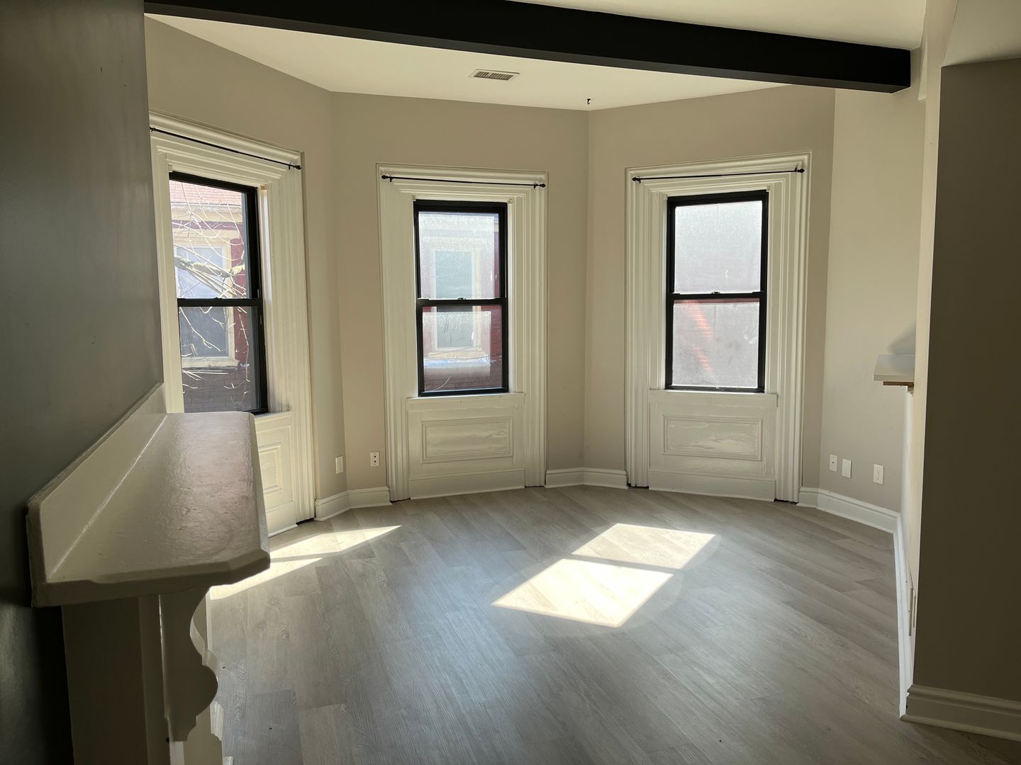 Pittsburgh Apartment: 1110 Sheffield Street