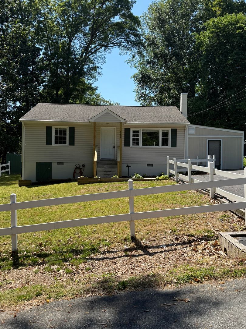 Quinton House: 6708 Cherry Rd