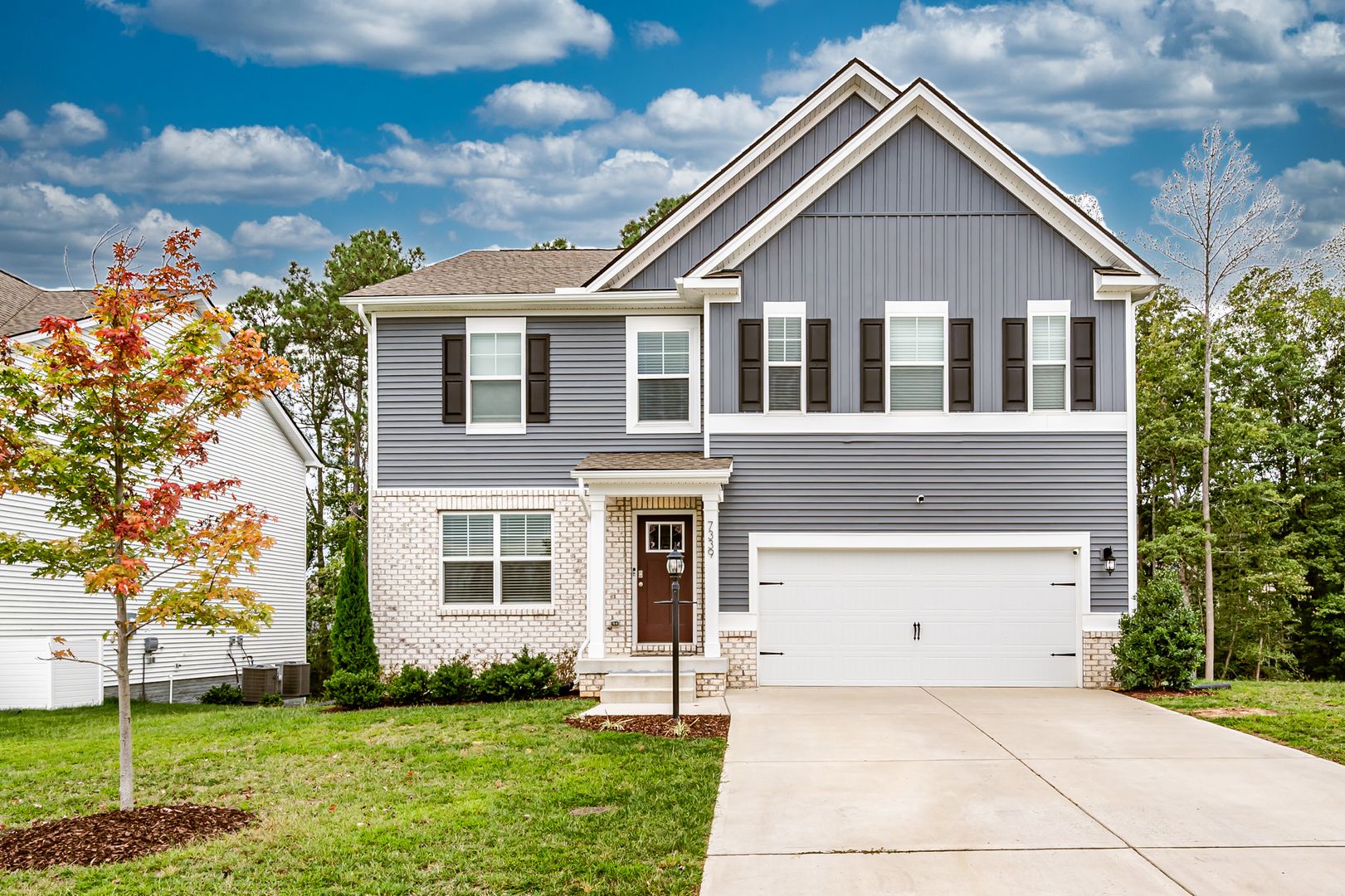 New Kent House: 7339 Fougere Pl