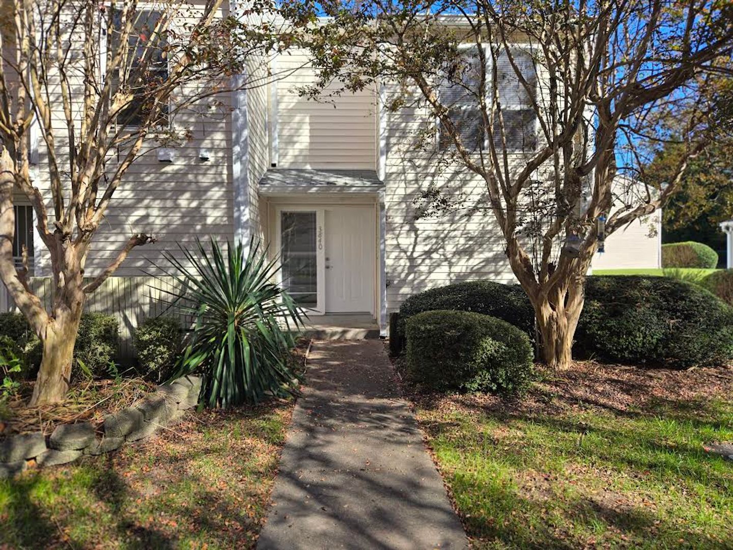 Williamsburg Townhome: 3840 Staffordshire Ln
