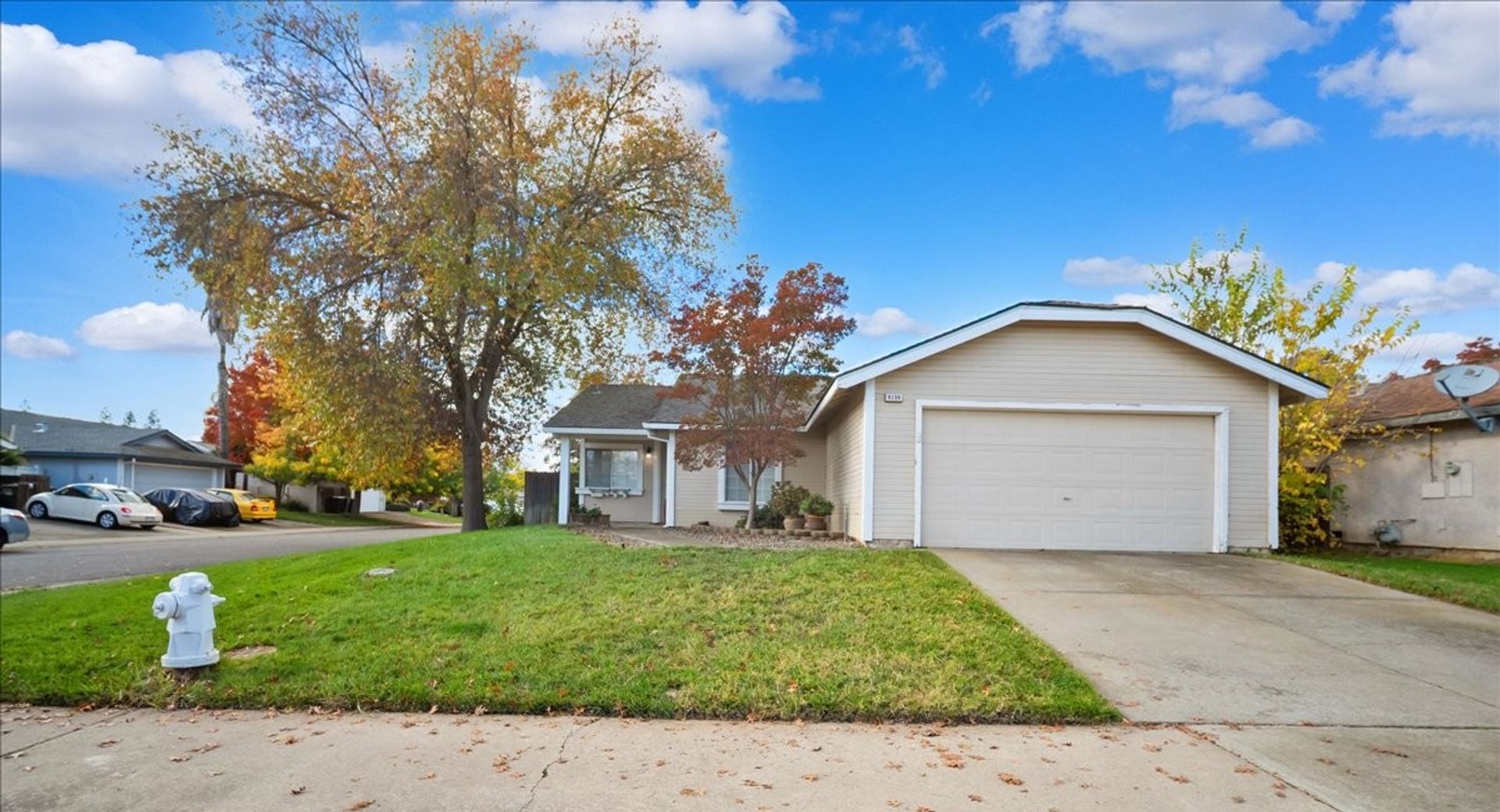 Sacramento House: 8138 Sonoma Hills Way