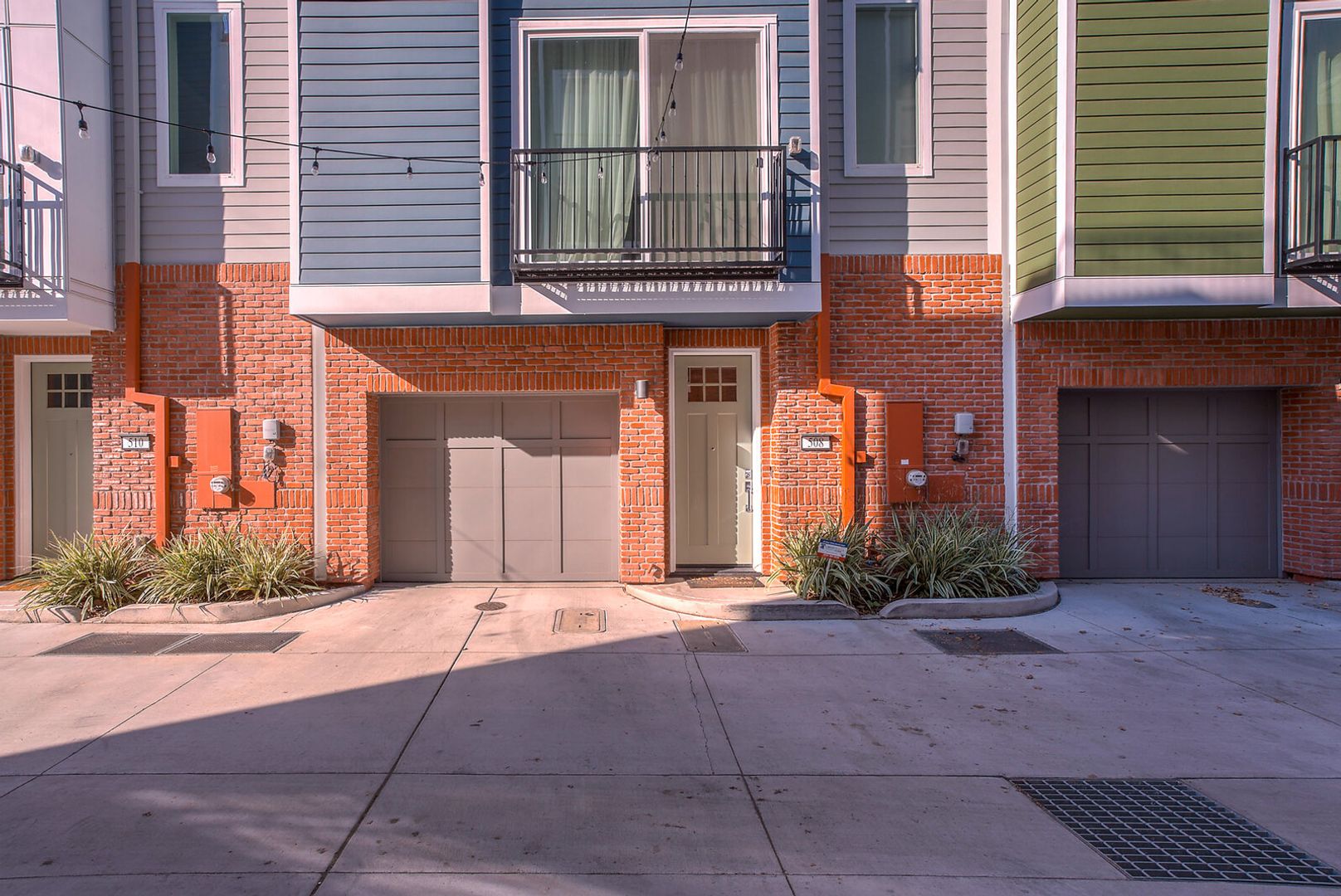 Sacramento House: 508 Alisal Ln