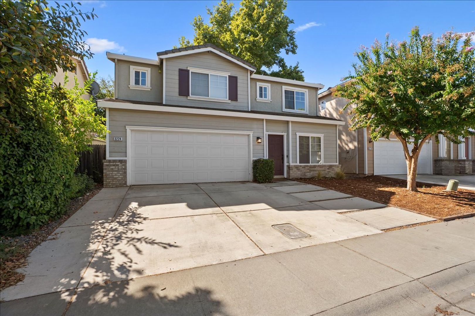 Davis House: 3224 Via Verde Ter