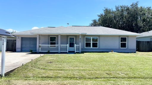 AVAILABLE NOW! 2-Bedroom 2-Bath Home with Fenced Yard in Kissimmee! – photo 1