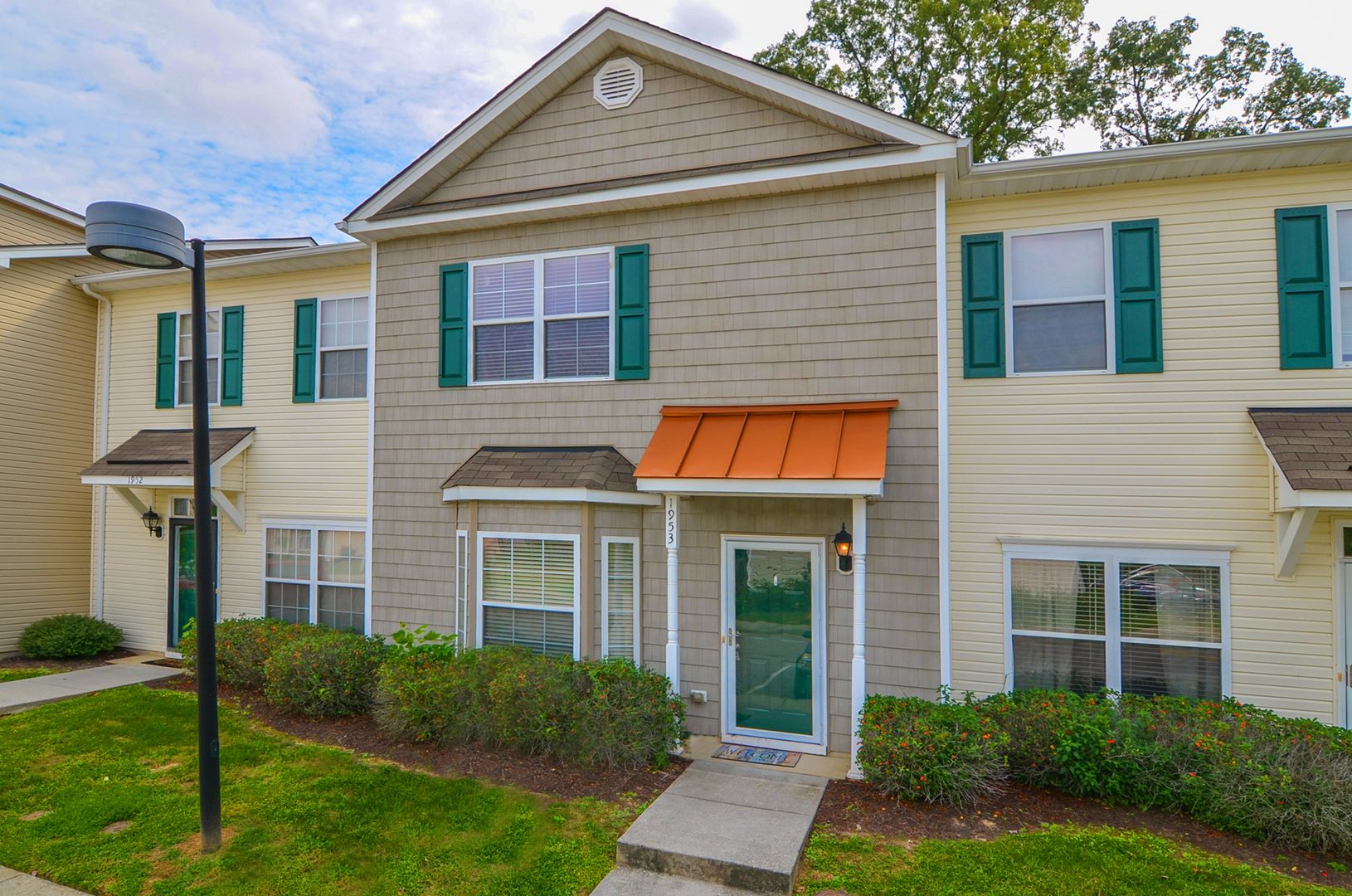 Williamsburg Townhome: 1953 Algonquin Trail