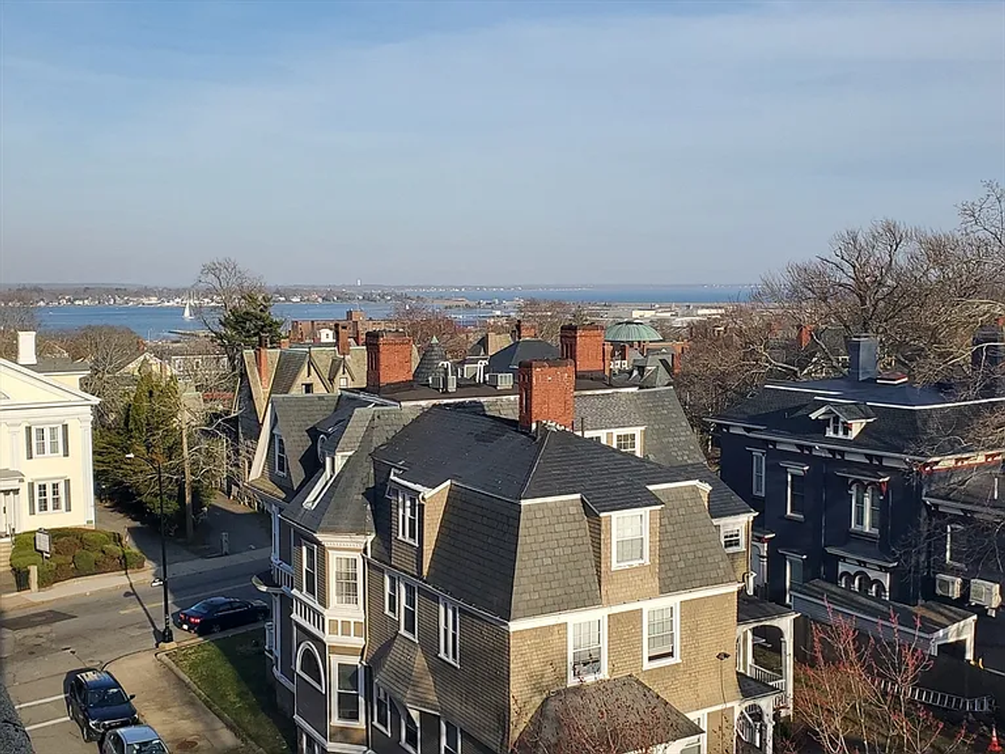 New Bedford Apartment: 415 County Street
