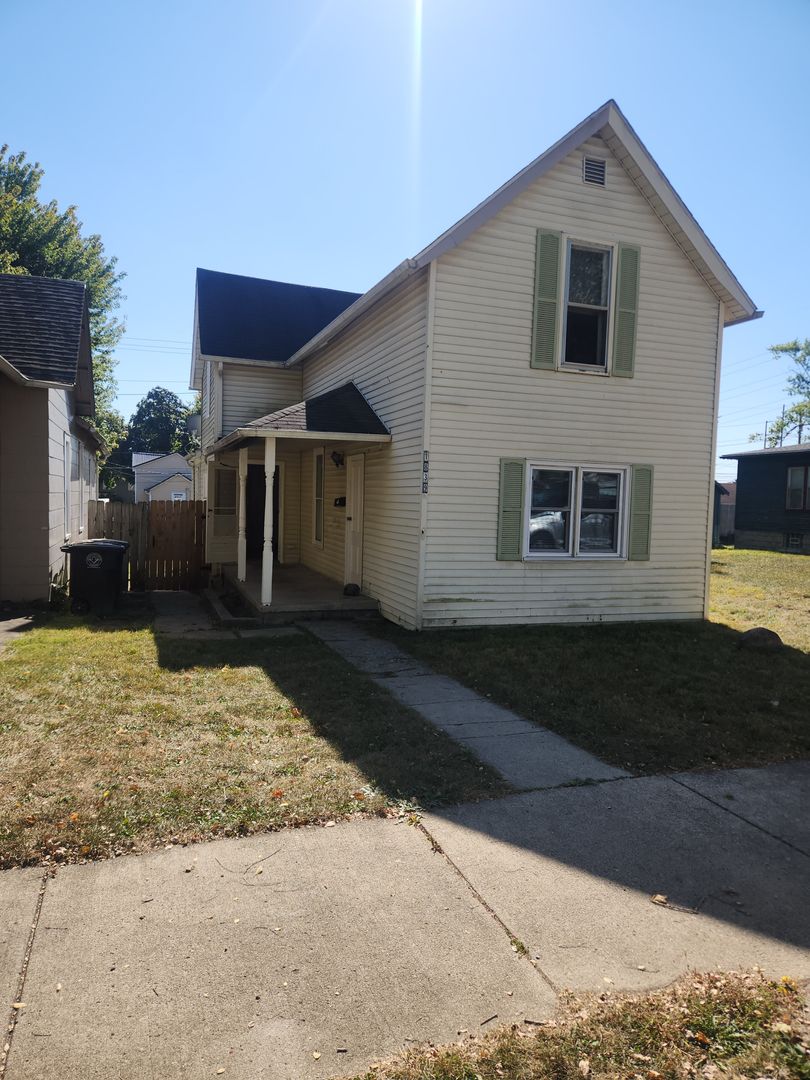 3 BR near University of Saint Francis