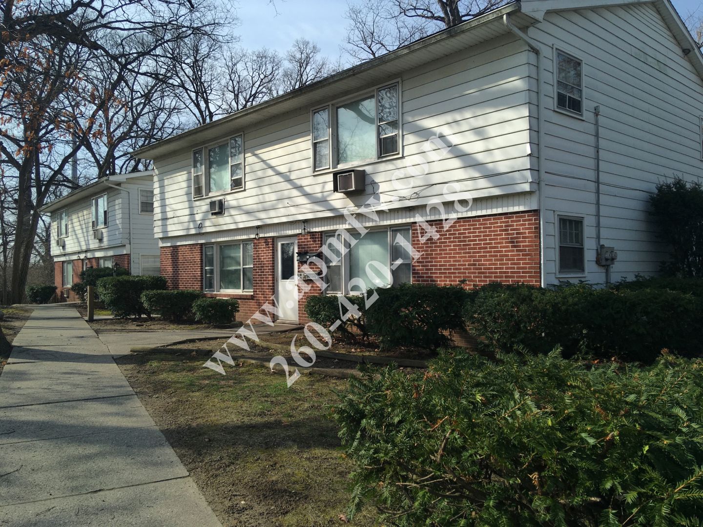 Fort Wayne Apartment: 404 Dunnwood Dr