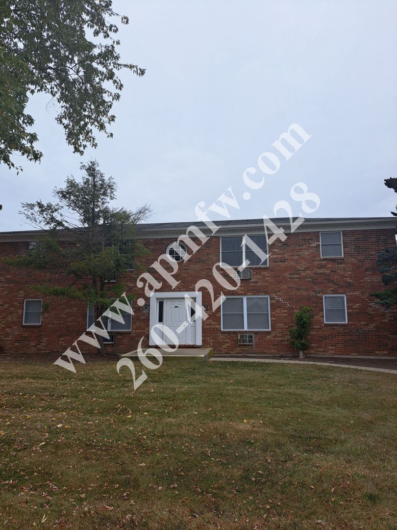 Fort Wayne Apartment: 6305 Reed Rd