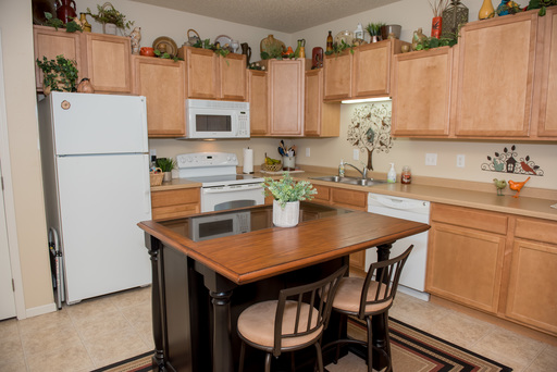 2 Bedroom, 2 Bath - Crossing at Water's Edge – photo 1
