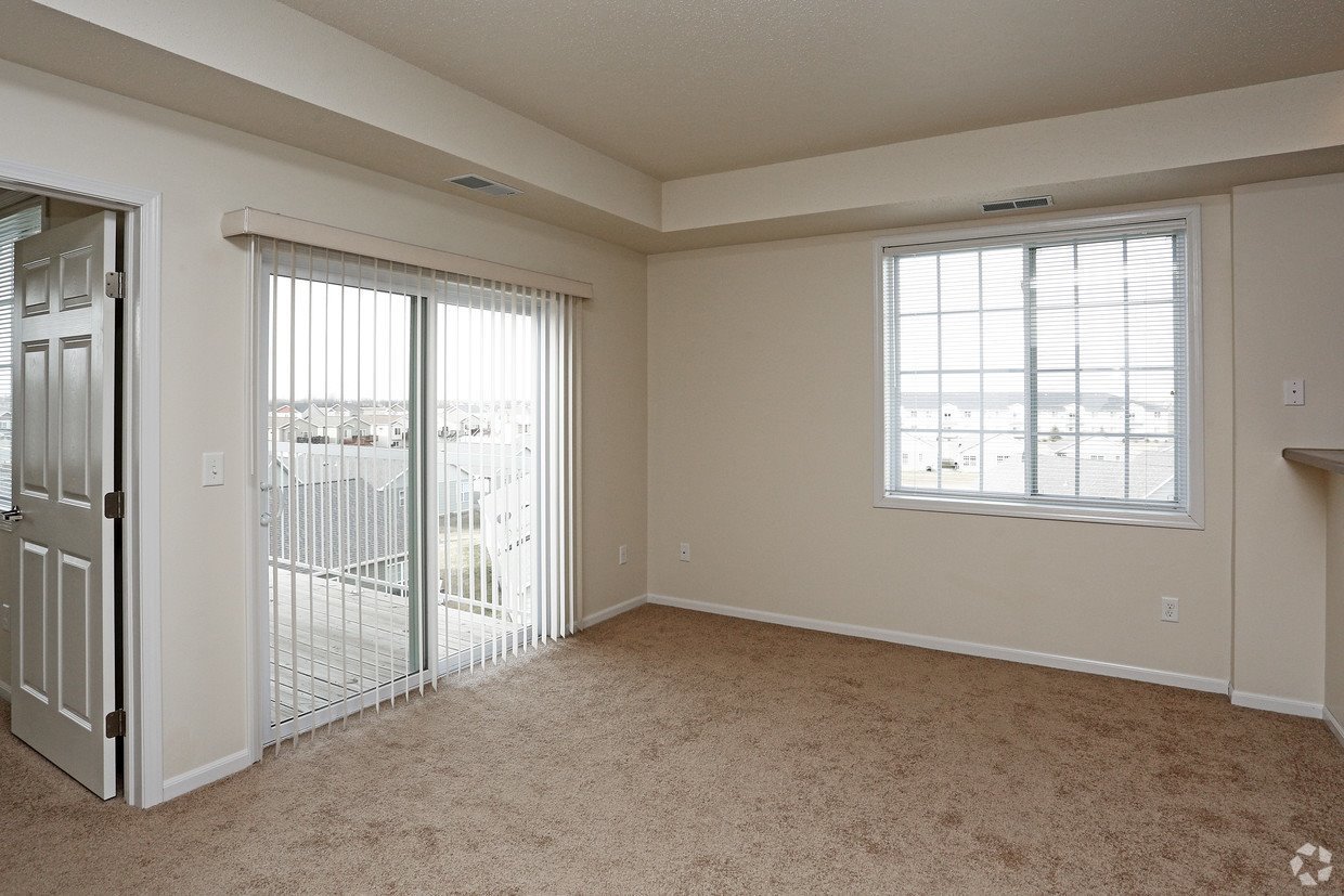 2651 Whispering Creek Circle , Unit 201, Fargo, ND 58104