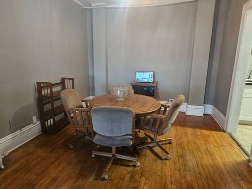 Furnished 1 bedroom 406