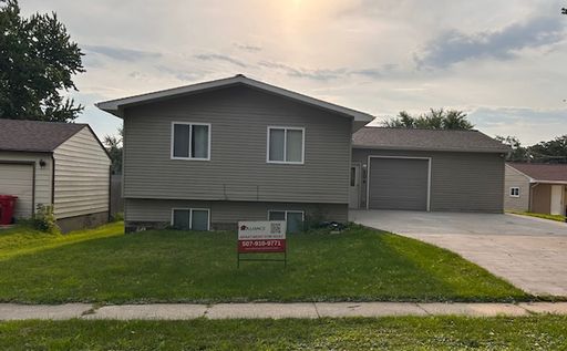 3 bedroom / 1 bath