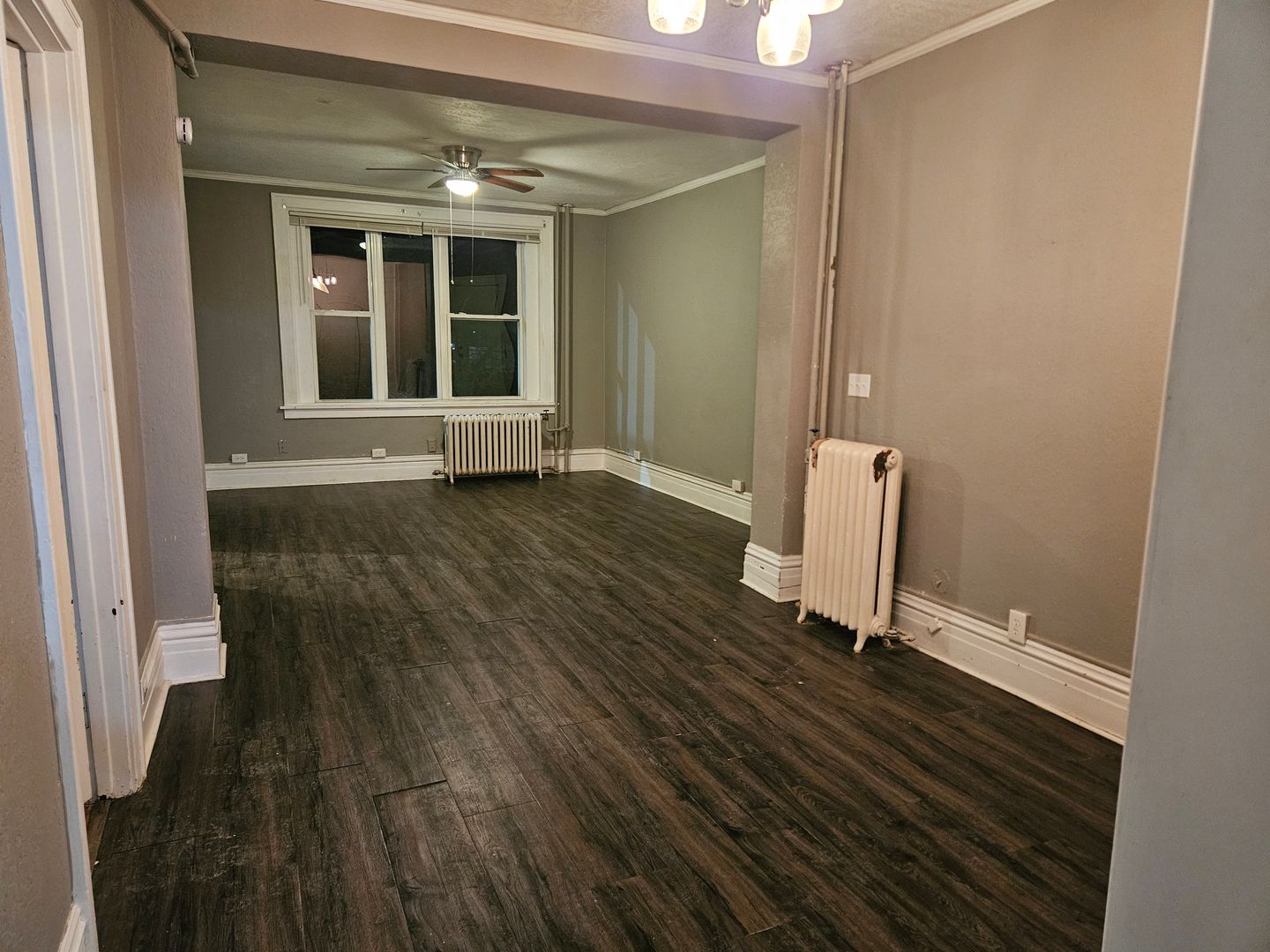 Albert Lea Apartment: 133 W William Street