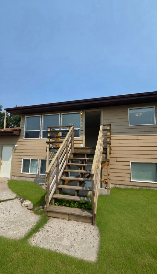 Bozeman Apartment: 304 & 306 South 20th Ave