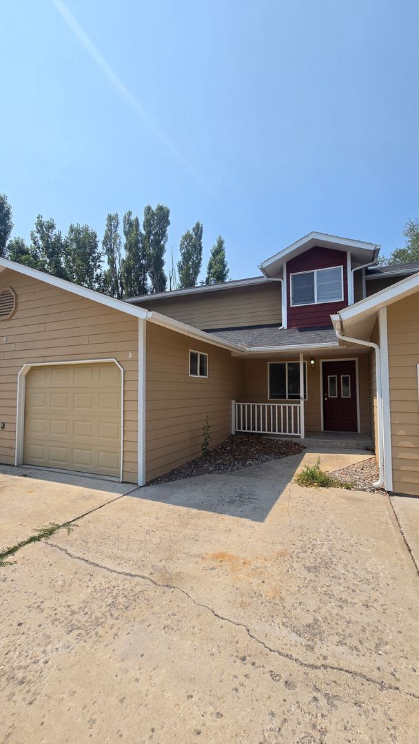 Bozeman House: 205 S. Yellowstone, Unit B