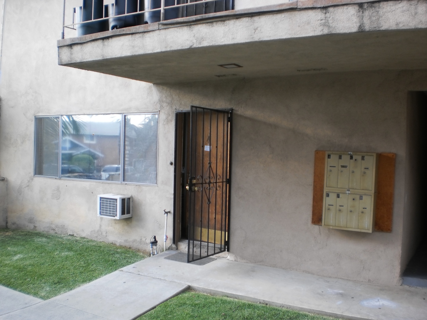 Whittier Apartment: 6308-6312 Newlin