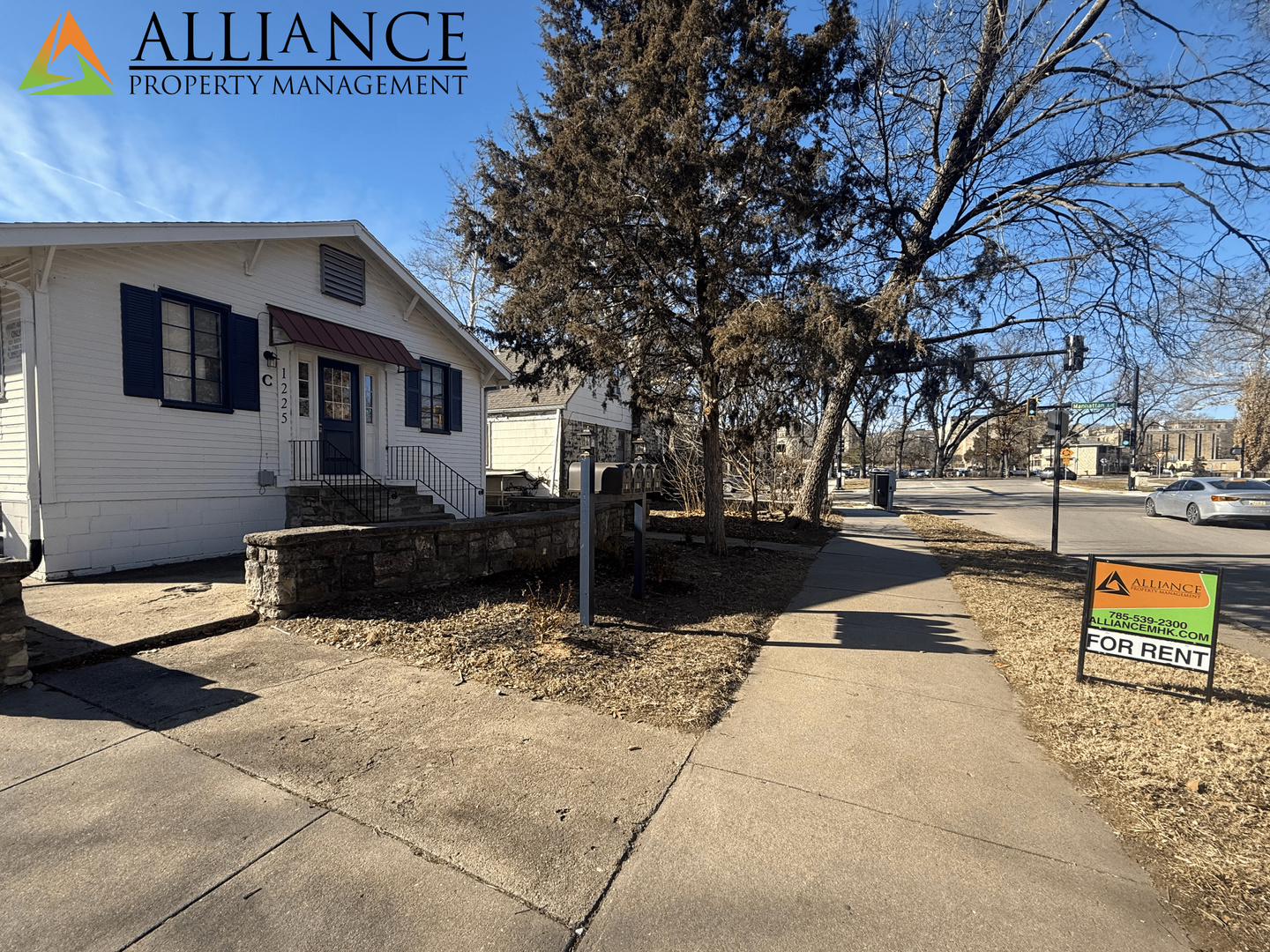 Manhattan Apartment: 1225 Bertrand St.