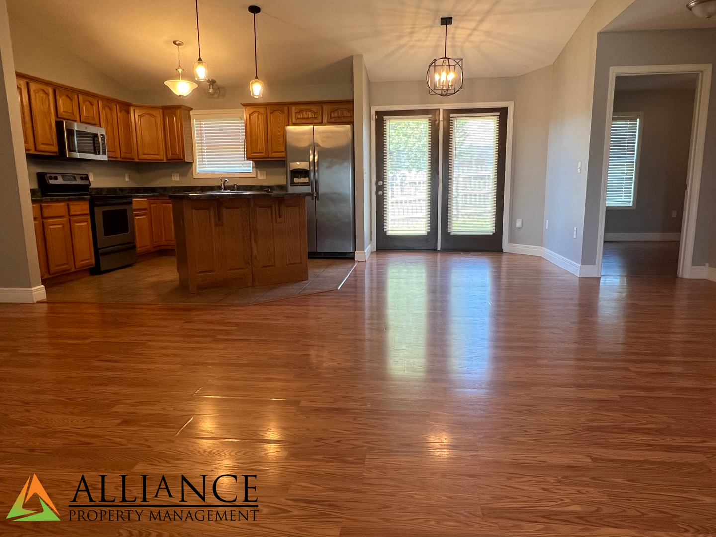 Manhattan House: 1000 Cassidy Dr.