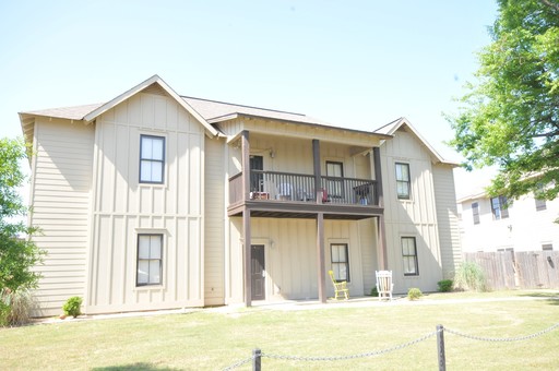 Wesley Place - 5 Bedroom 5 Bath - Walk to Class – photo 1