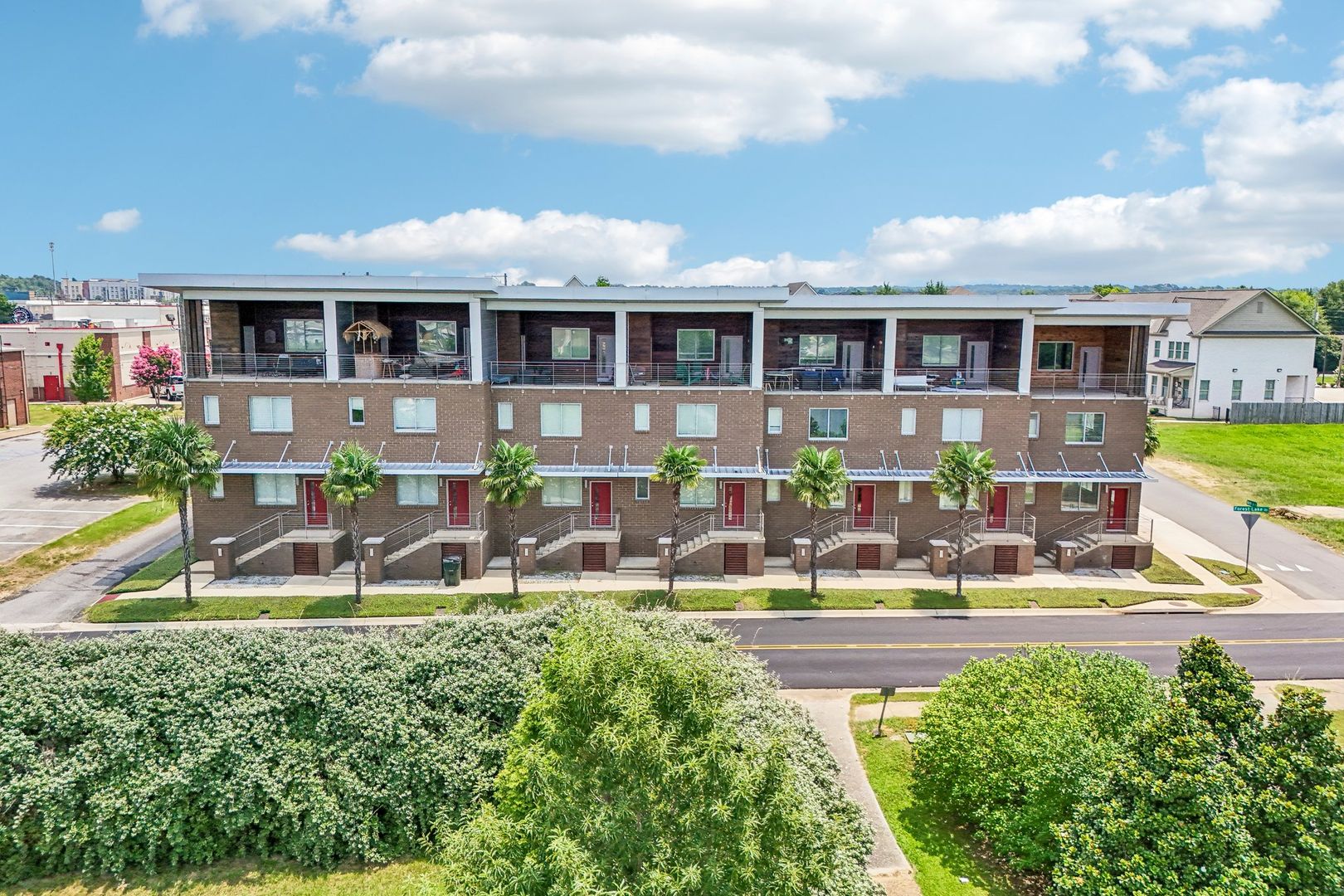 Tuscaloosa Apartment: 1525 - 1585 Forest Lake Drive