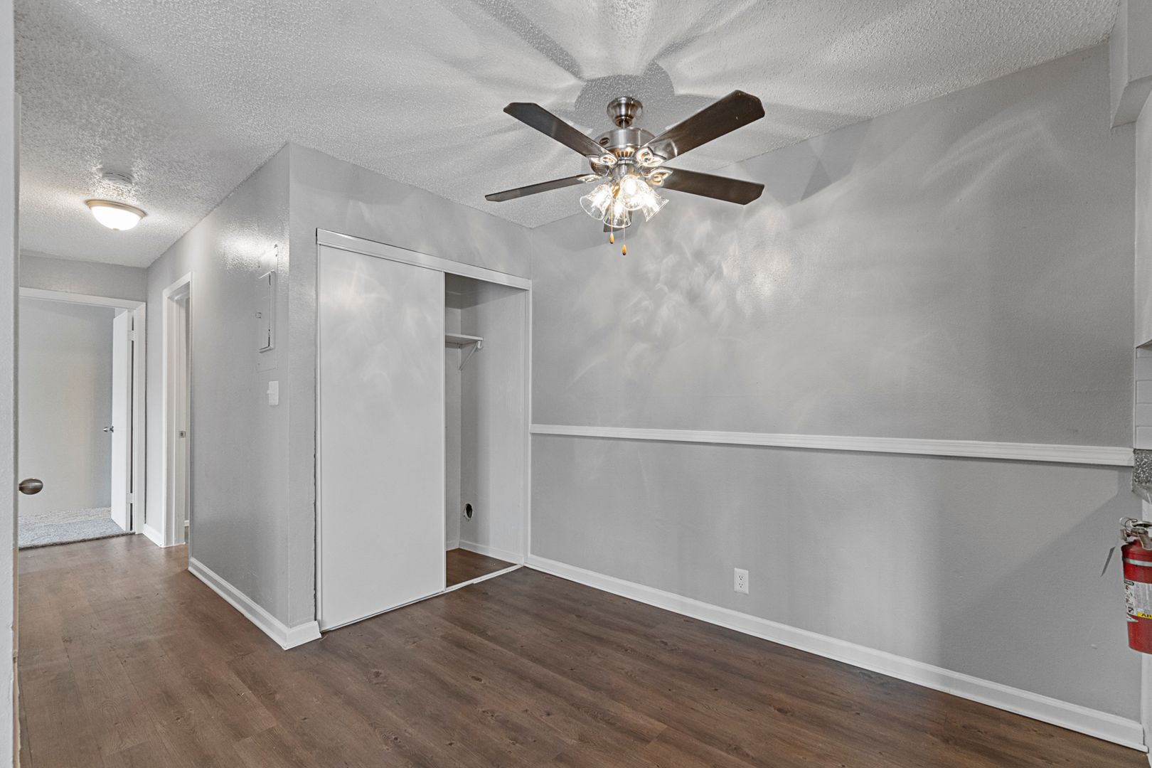 Longview Apartment: 614 Gilmer Rd.