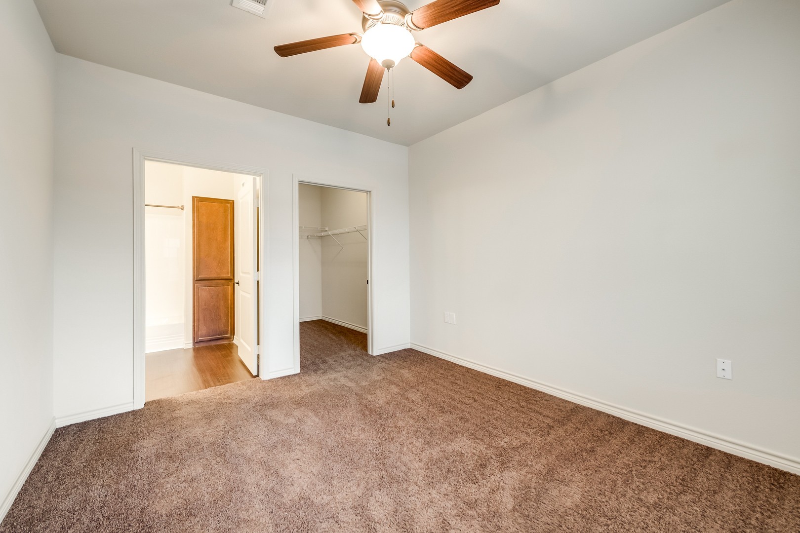 Greenville Apartment: 2410 Jack Finney Blvd.