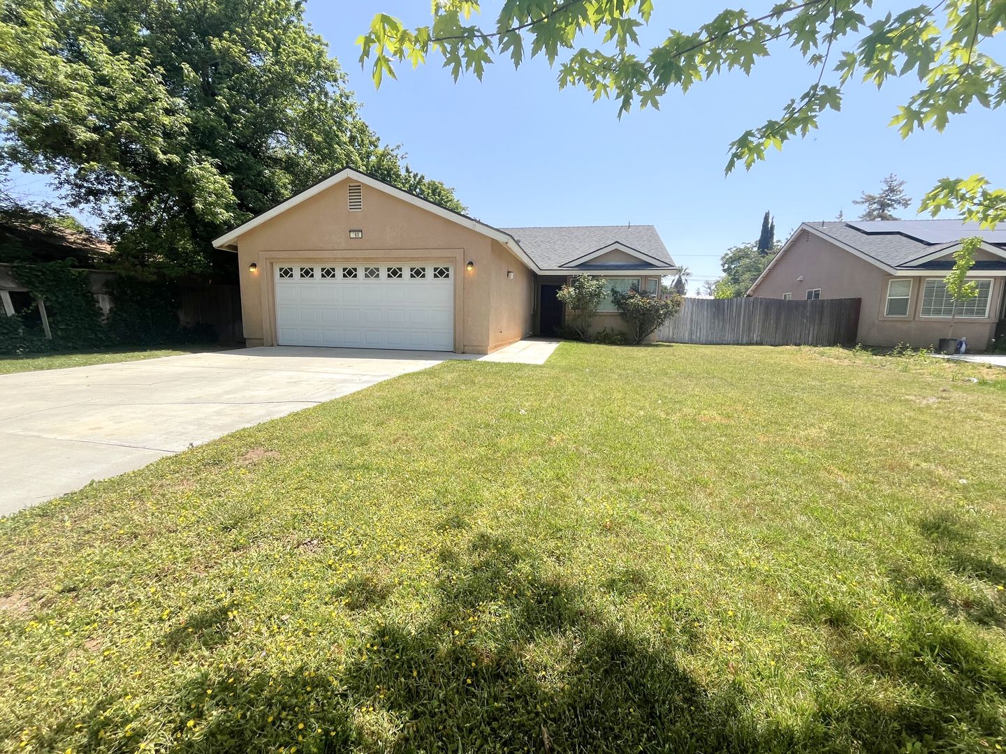 Beaumont House: 860 Maple Ave.