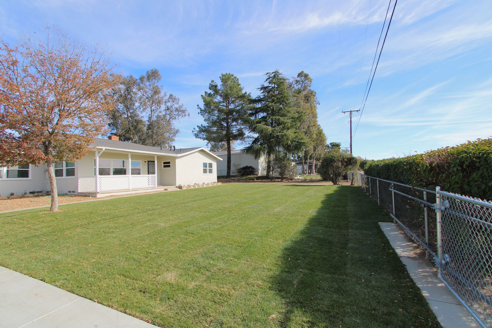 Cherry Valley House: 39670 Grand Ave.