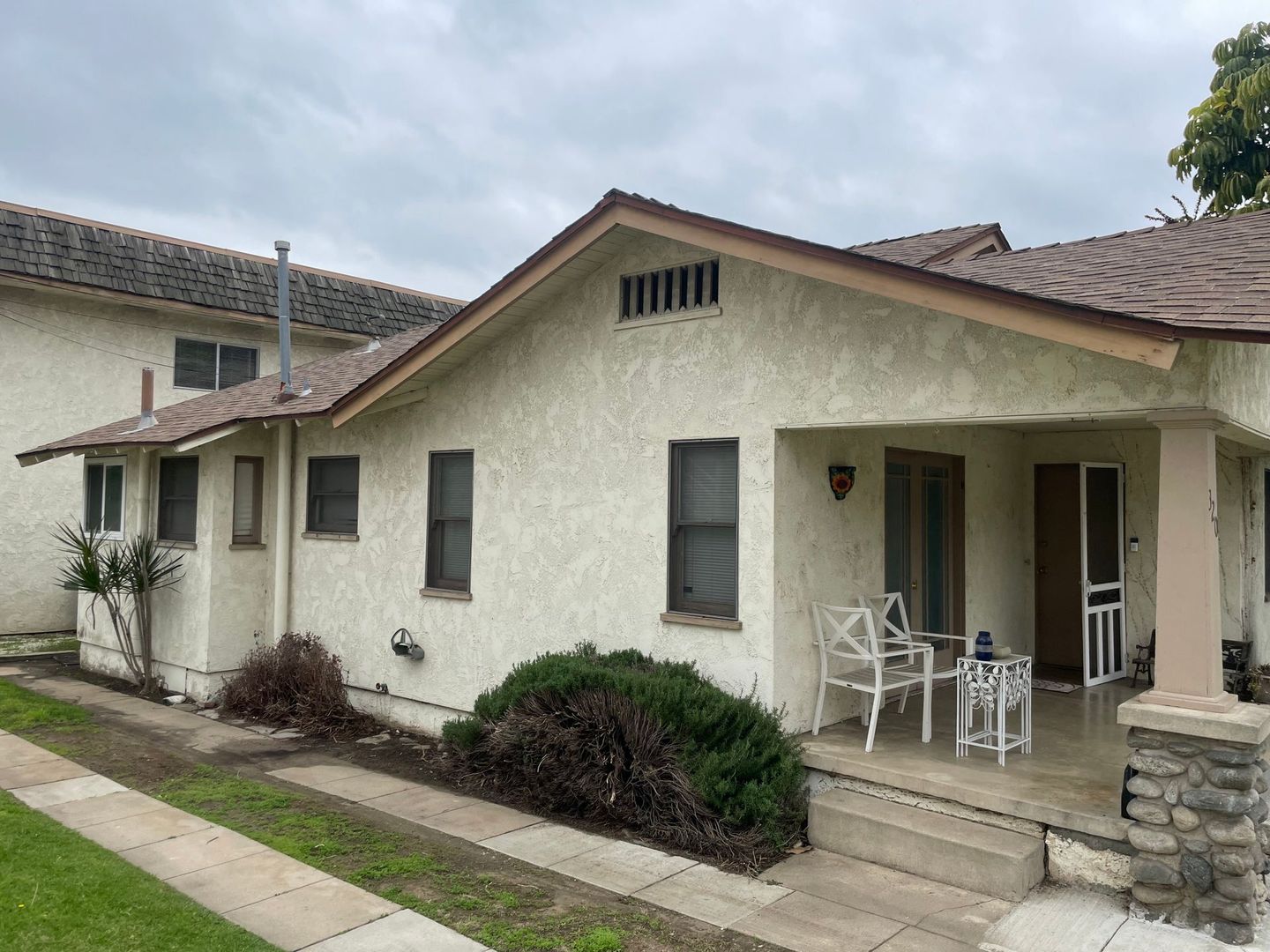 Glendora Apartment: 320 W Mountain View Ave