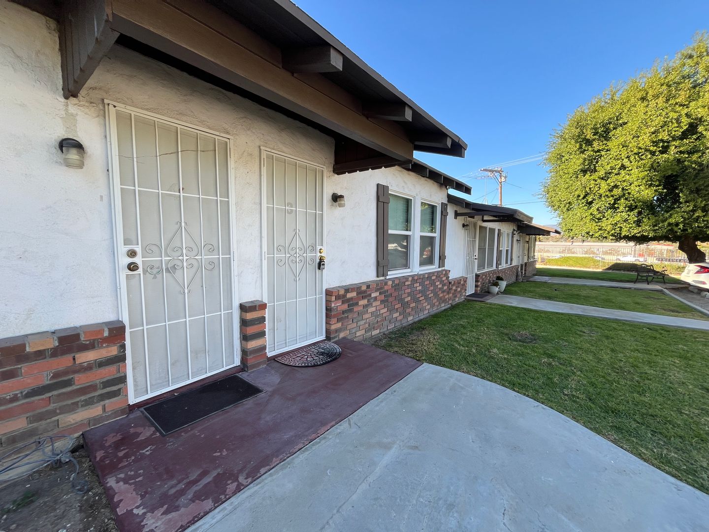 Redlands Apartment: 31951 Outer Highway 10