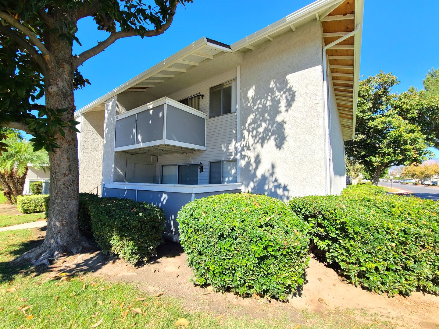 Redlands House: 26200 Redlands Blvd. #170