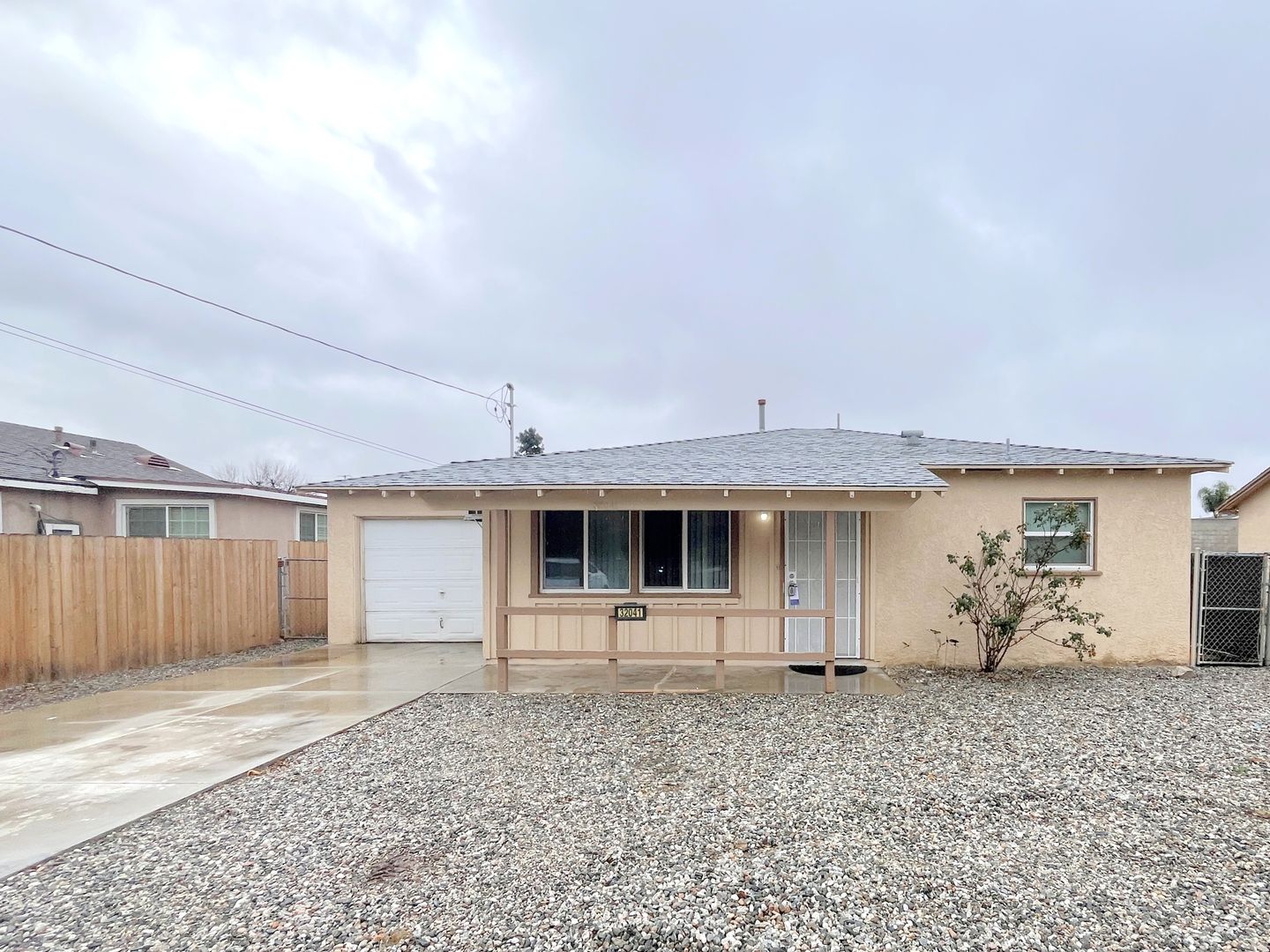 Yucaipa Apartment: 32037 & 32041 Avenue E