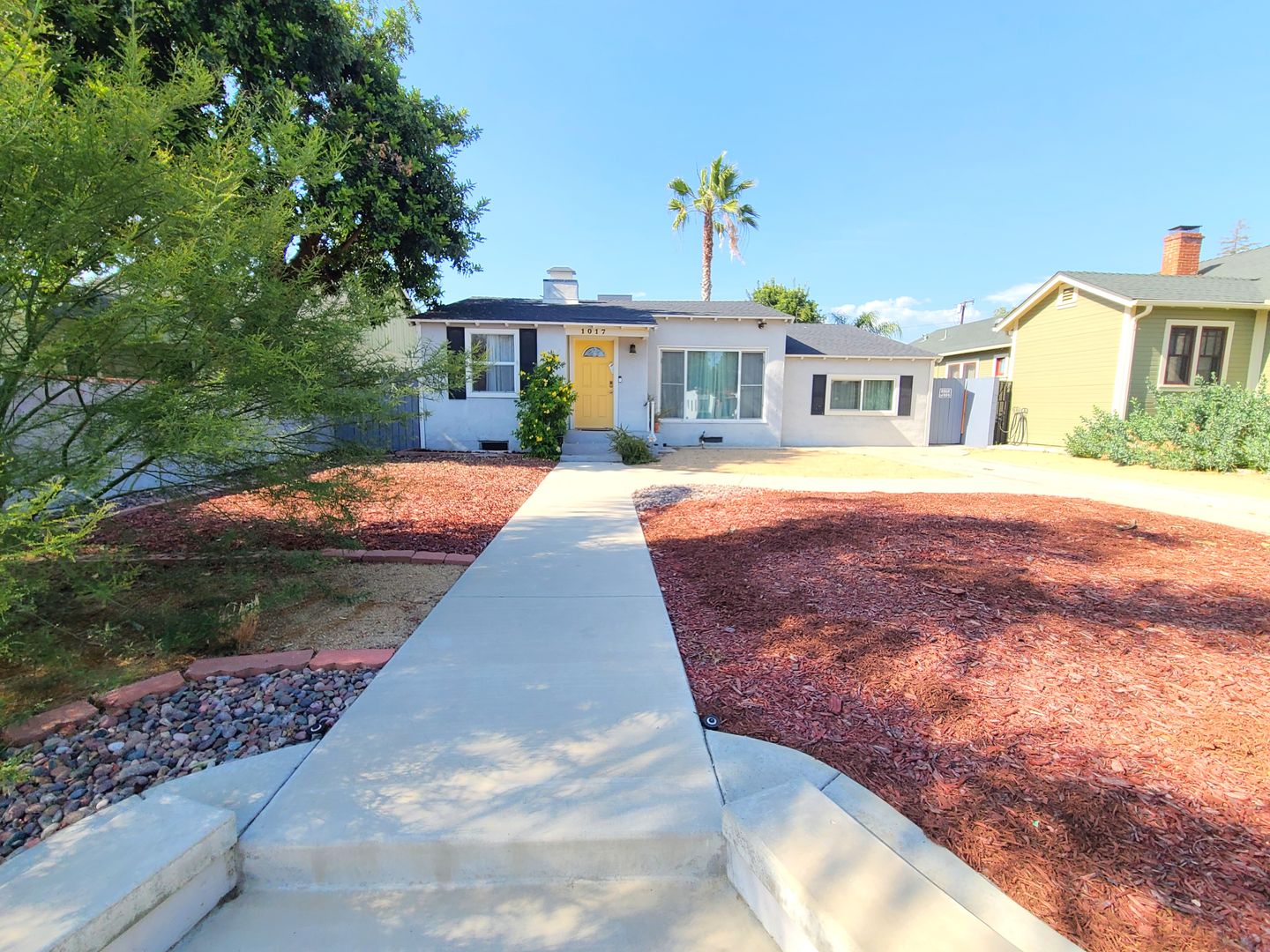 Redlands House: 1017 Campus Avenue