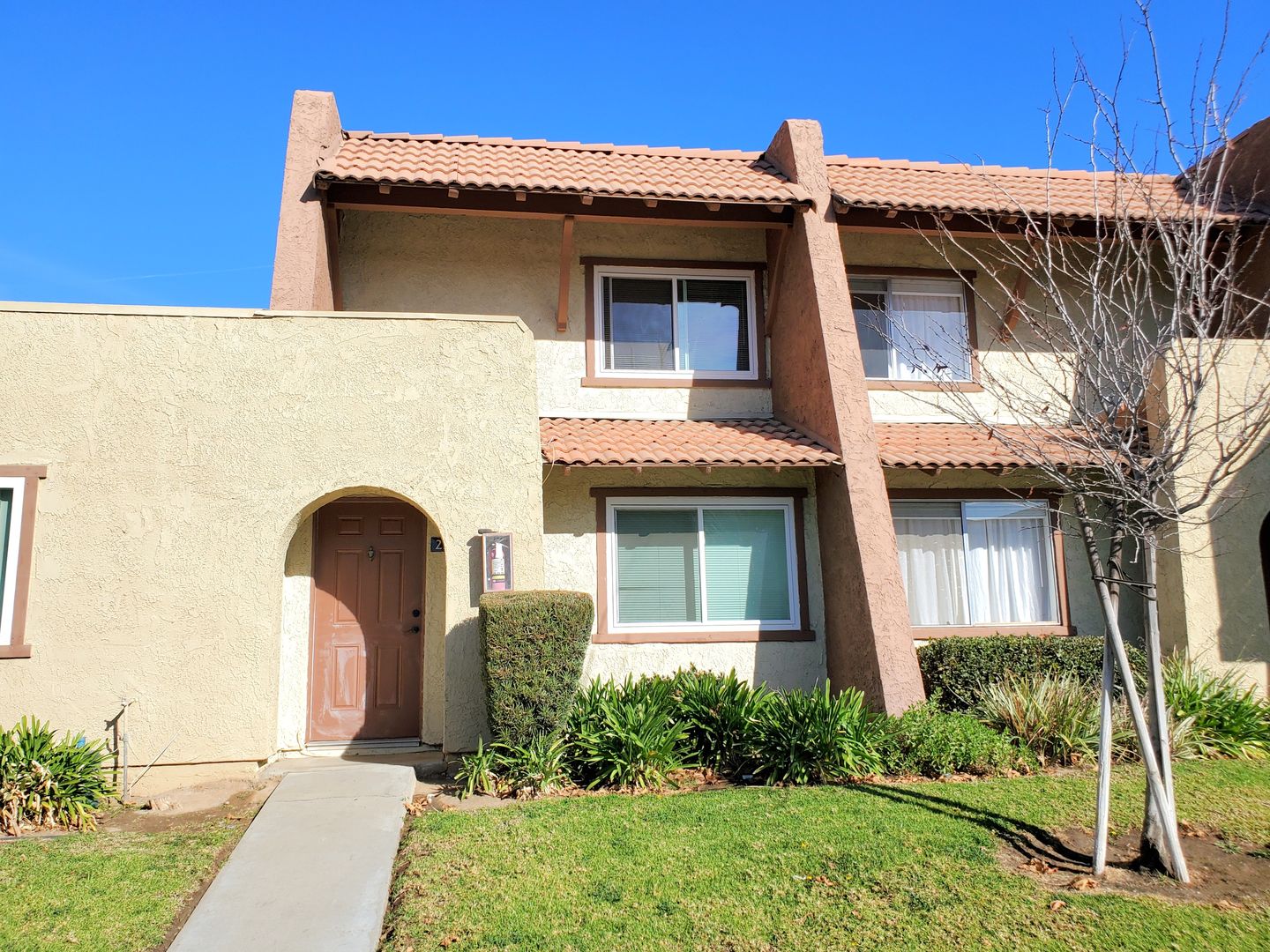 Grand Terrace House: 12420 Mount Vernon Ave  - 12420 - #2b