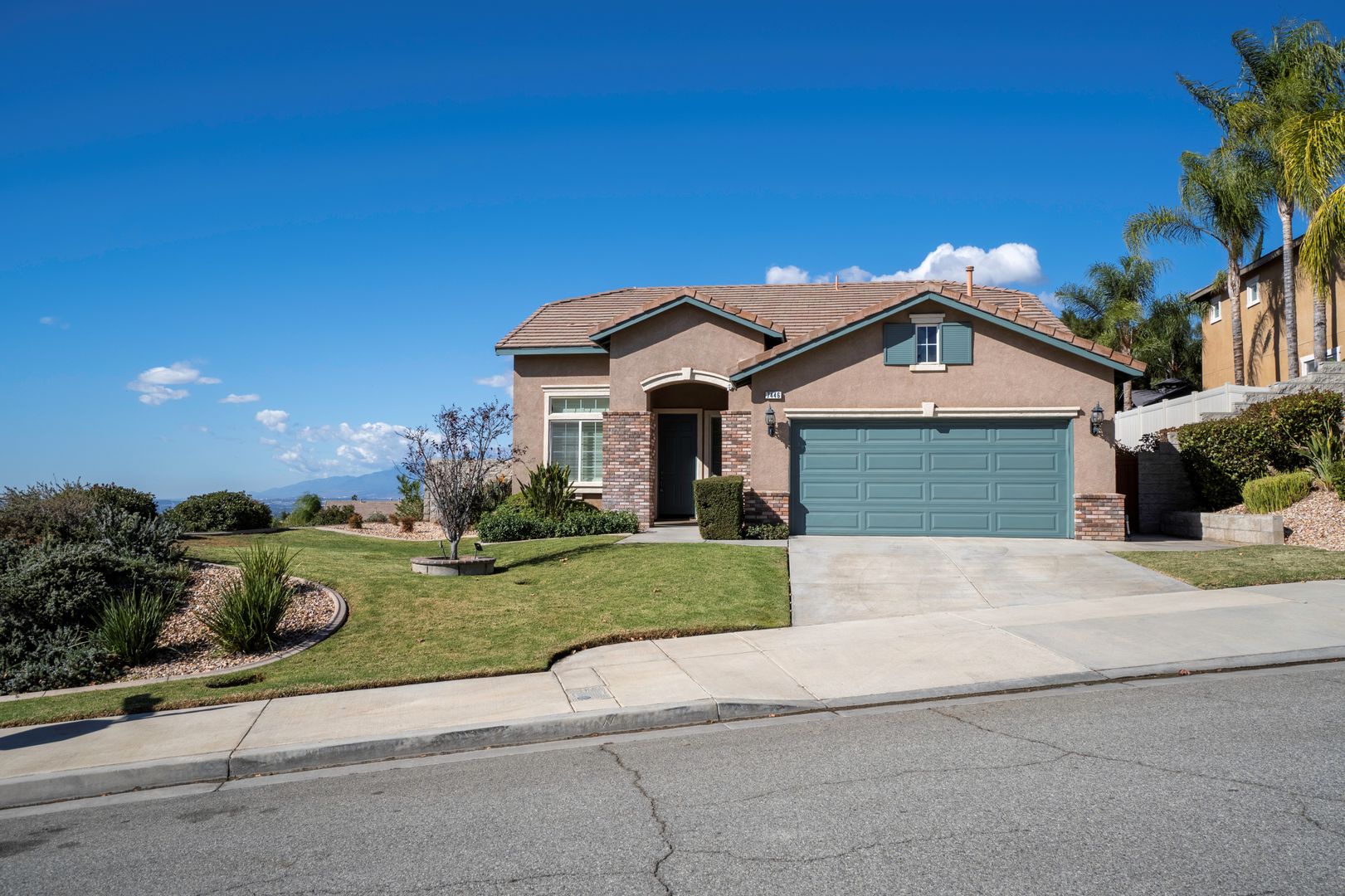 Highland House: 7446 Tioga Lane