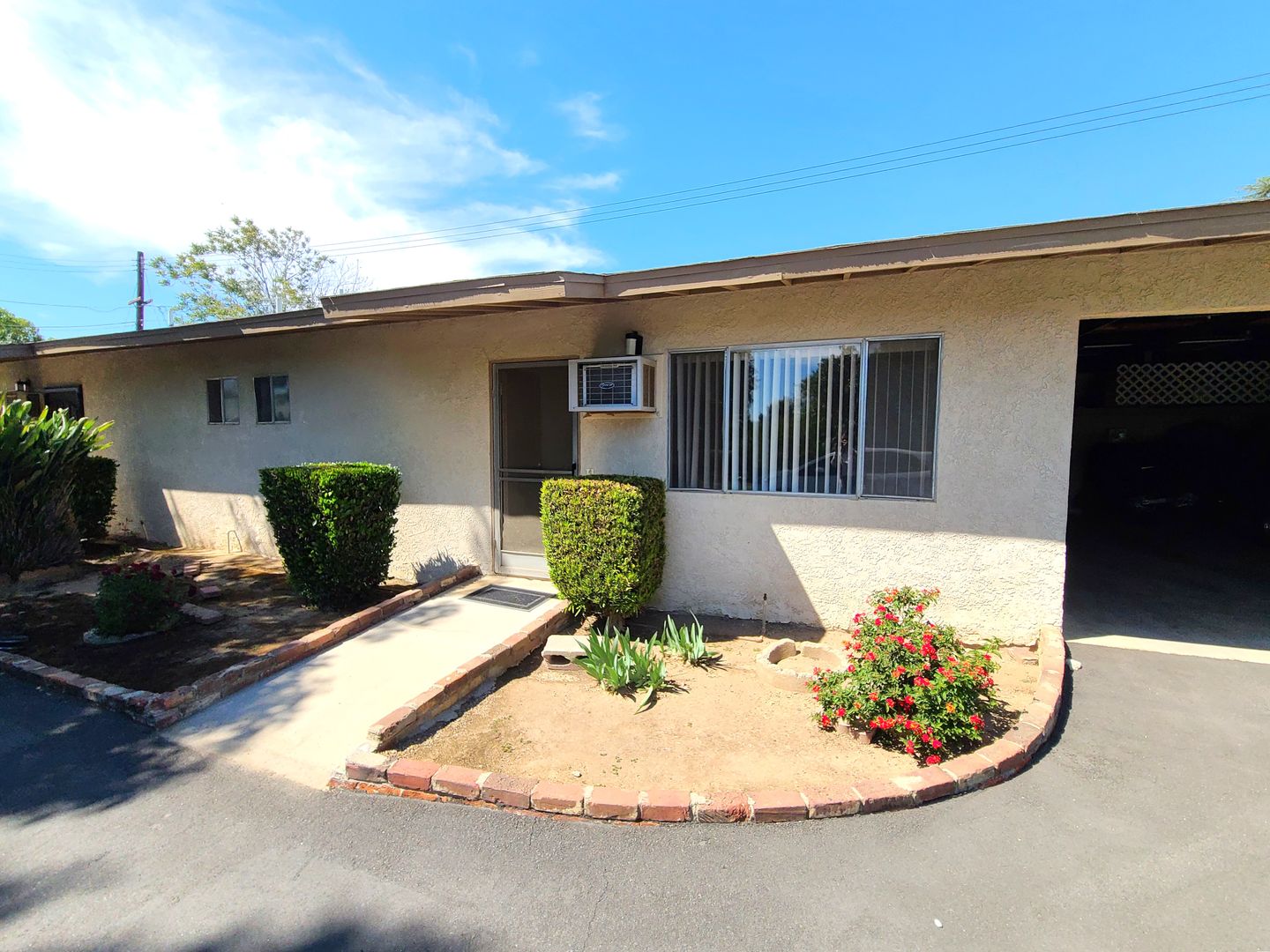 Yucaipa Apartment: 12716 4th St