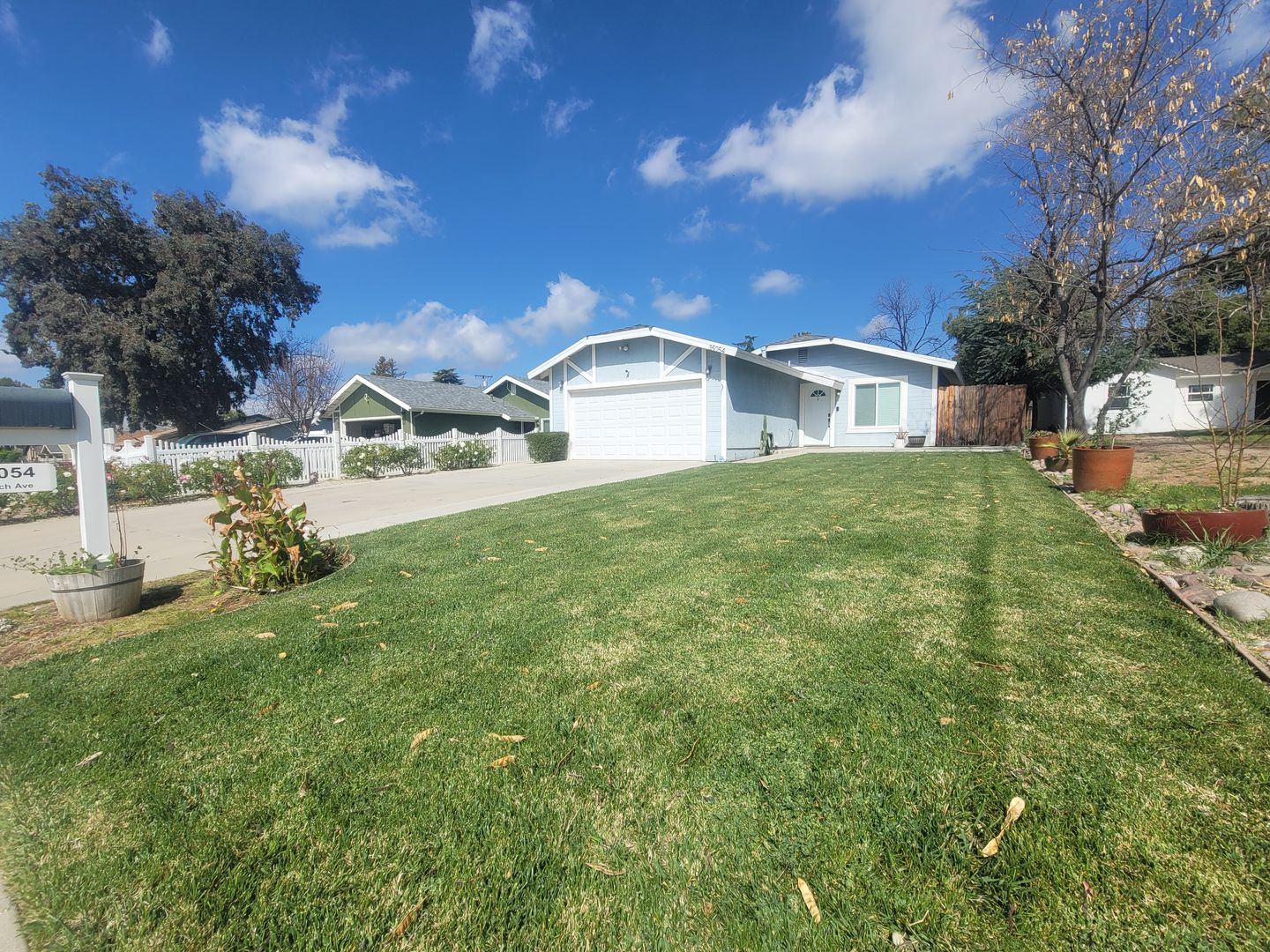 Yucaipa House: 35054 Beech Ave