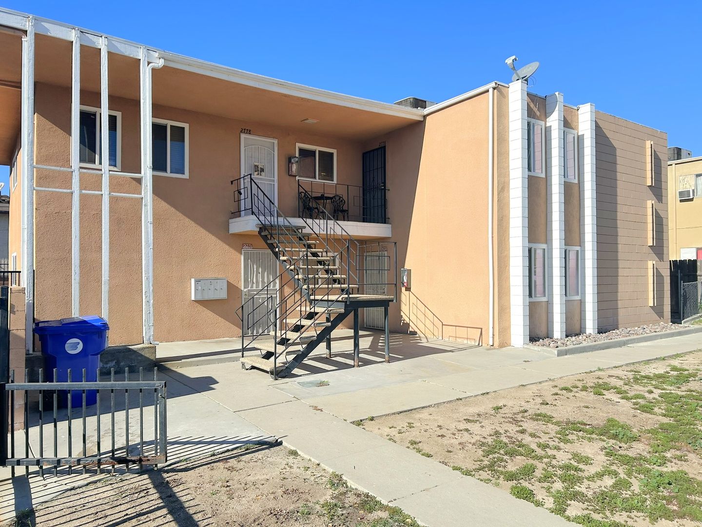 San Bernardino Apartment: 2772 - 2778 Conejo Drive